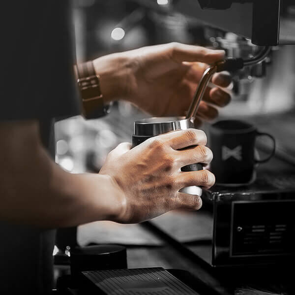 Kahve Makinesi ile Espresso Nasıl Yapılır?